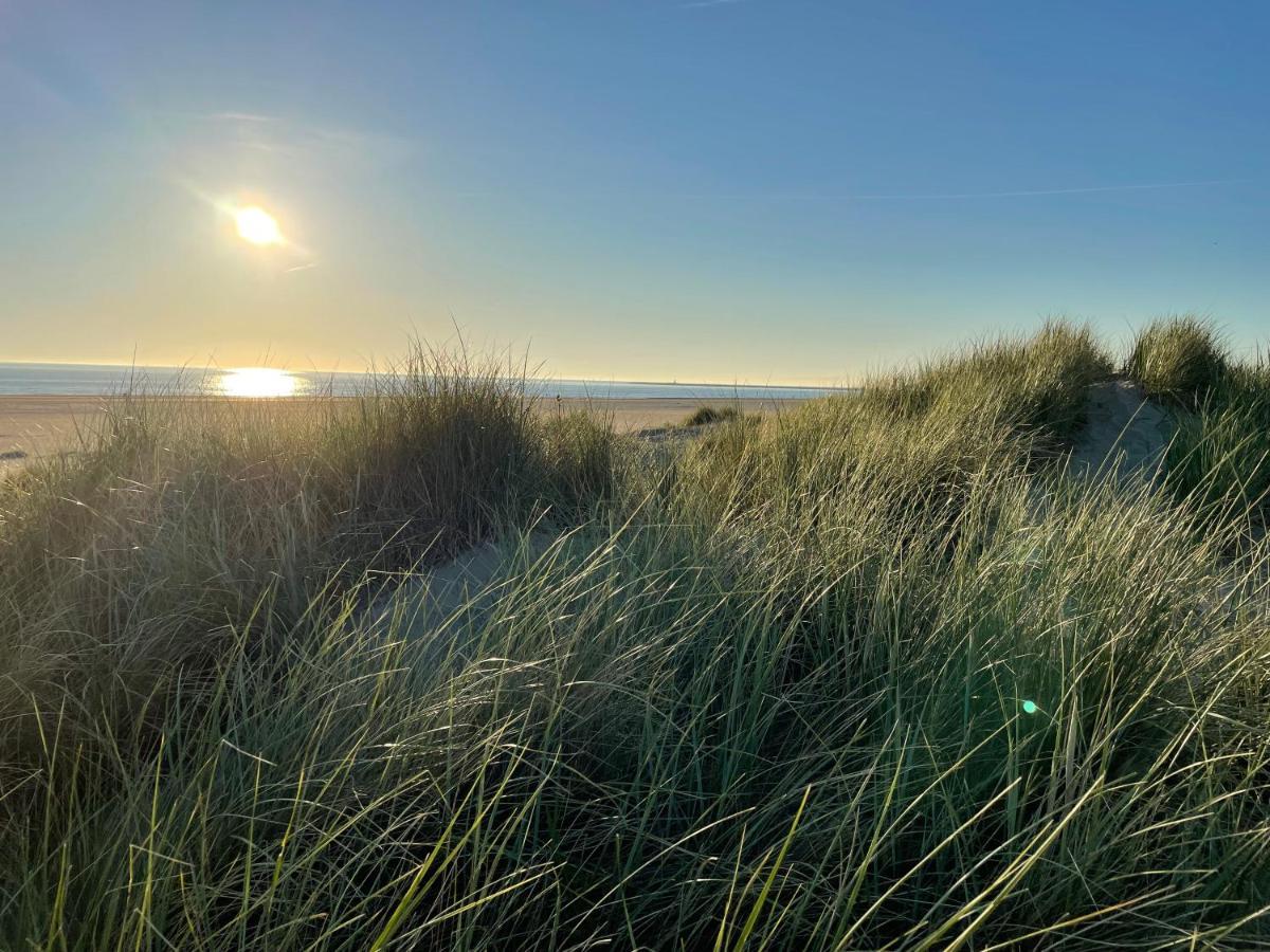 Zee En Duin Villa IJmuiden Bagian luar foto